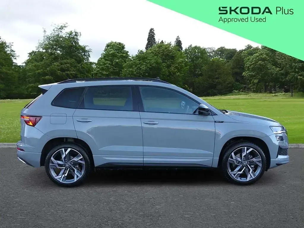 Used Skoda Karoq SportLine 190 HP (139 kW) 2025 Grey SUV