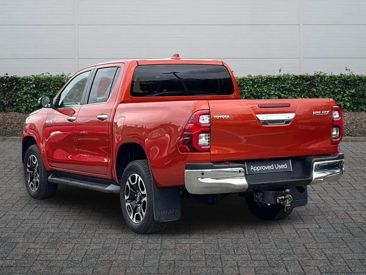 Used Toyota HiLux 2023 Orange Pickup