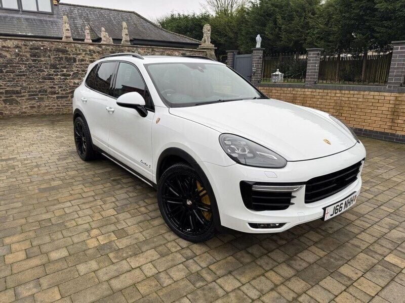White Used 2020 Porsche Cayenne Turbo S SUV | £44,950 - Image 1/4