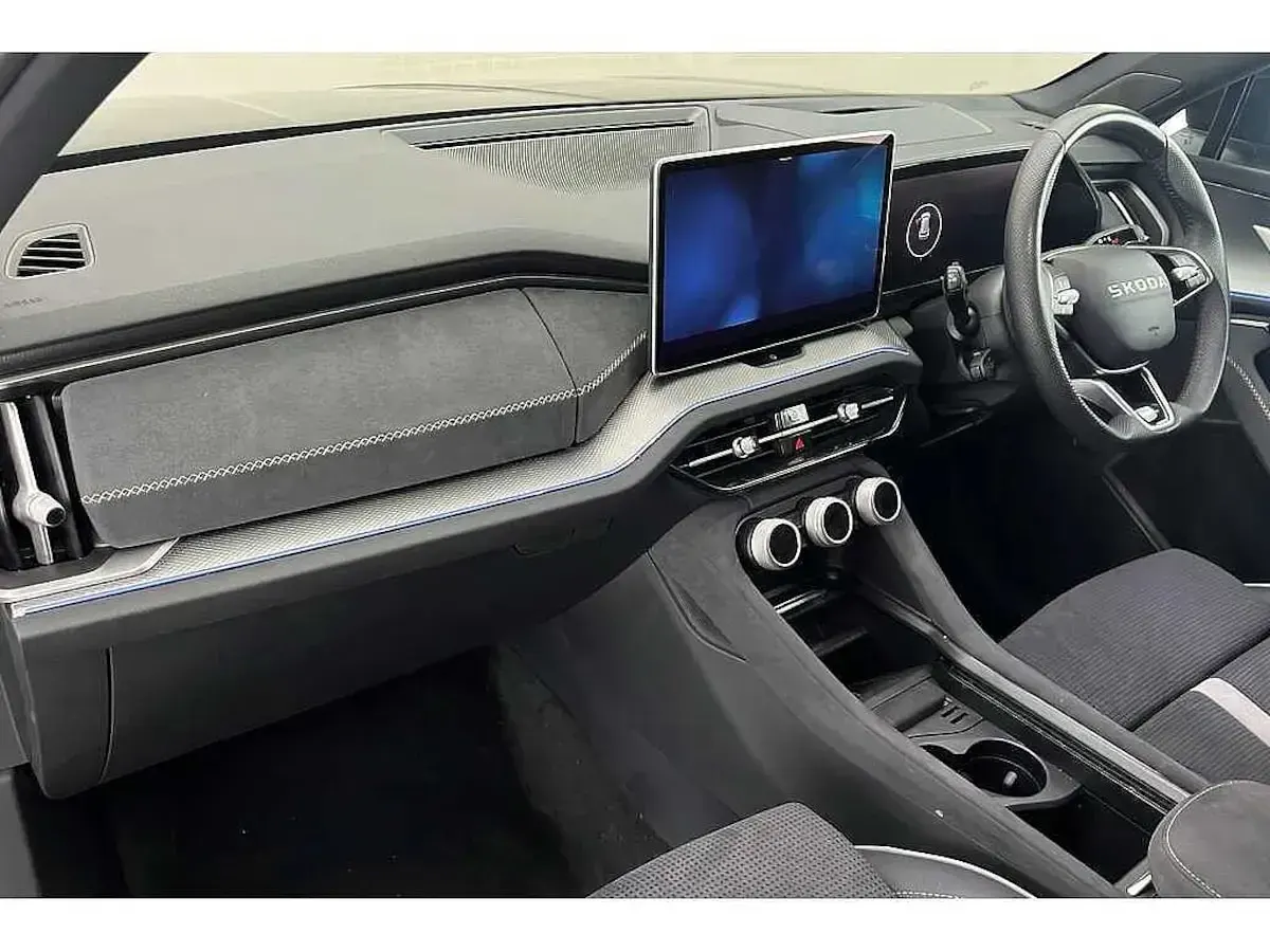 Used Skoda Kodiaq SportLine 110 HP (80 kW) 2026 Black magic pearl effect SUV