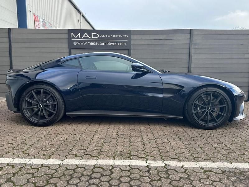 Used Aston Martin Vantage 510 HP (375 kW) 2021 Blue Coupe