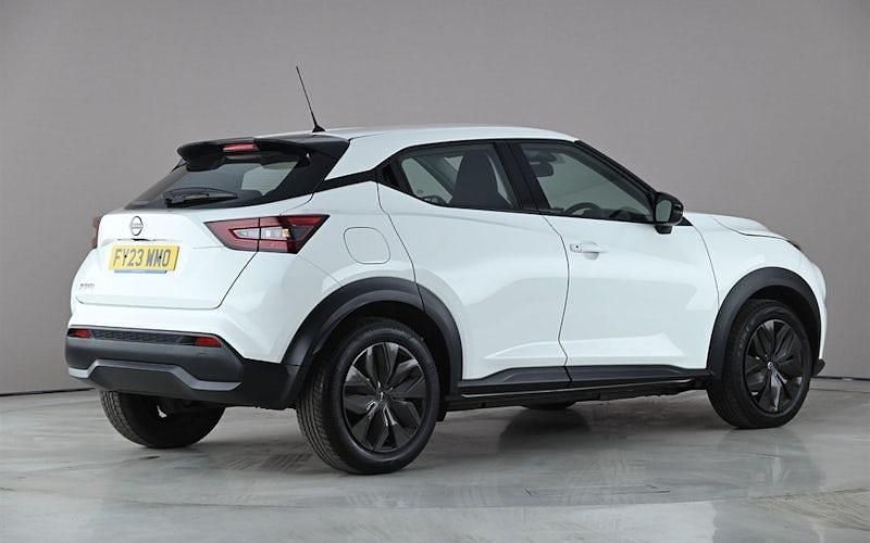 Usado Nissan Juke Acenta 114 CV (83 kW) 2023 Blanco SUV