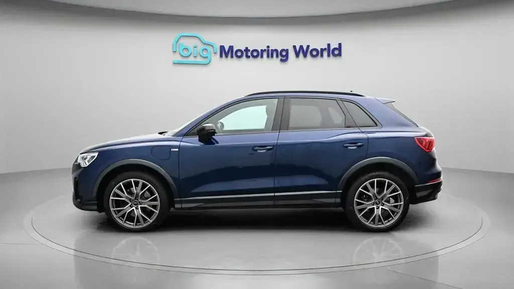 Used Audi Q3 Black Edition 245 HP (180 kW) 2024 Blue SUV