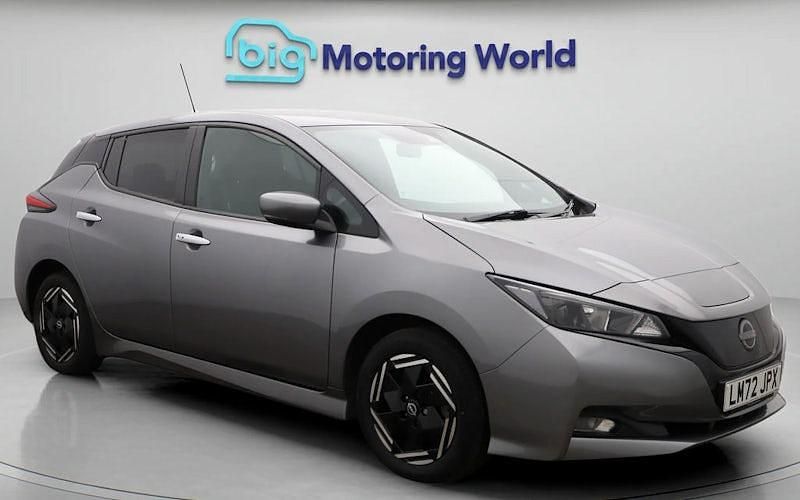 Used 2025 Nissan Leaf Acenta Hatchback | £9,325 (Good price) - Image 1/4