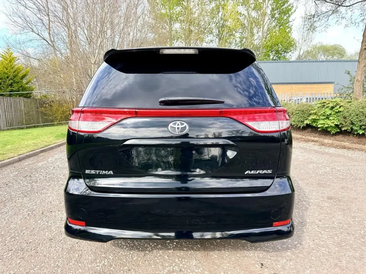 Usado Toyota Estima Edition 2011 Negro Monovolumen