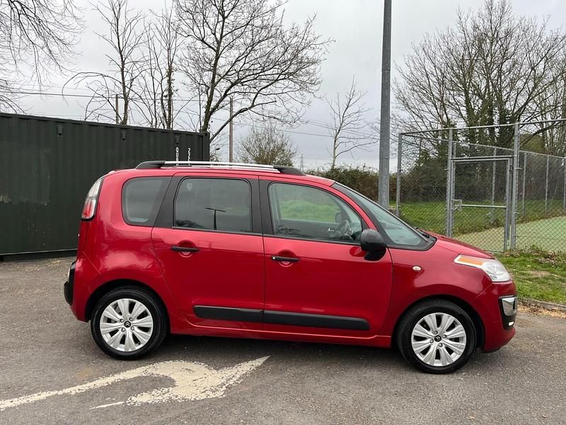 Used Citroën C3 Picasso 2017 Red MPV