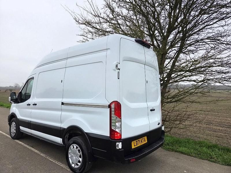 Used Ford Transit Trend 130 HP (95 kW) 2021 White Van