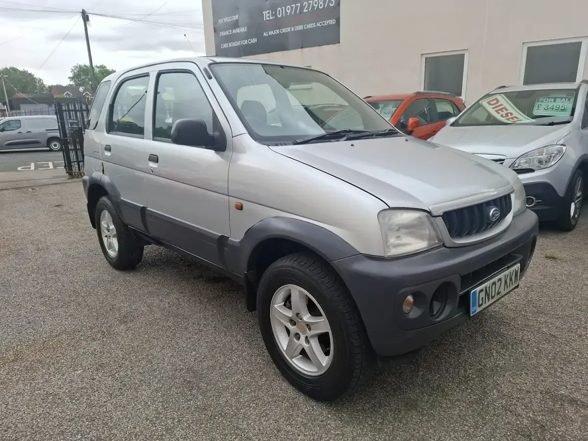 Used Daihatsu Terios 84 HP (61 kW) 2002 Silver SUV
