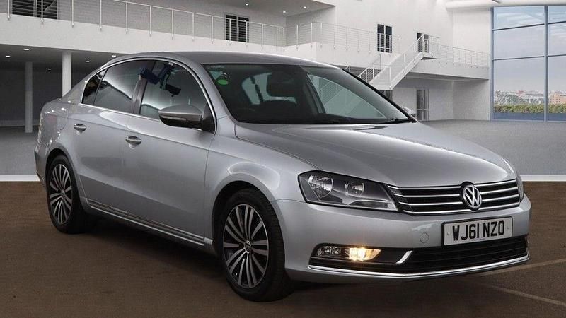 Silver Used 2011 VW Passat Sportline Estate | £5,995 (Fair price) - Image 1/3
