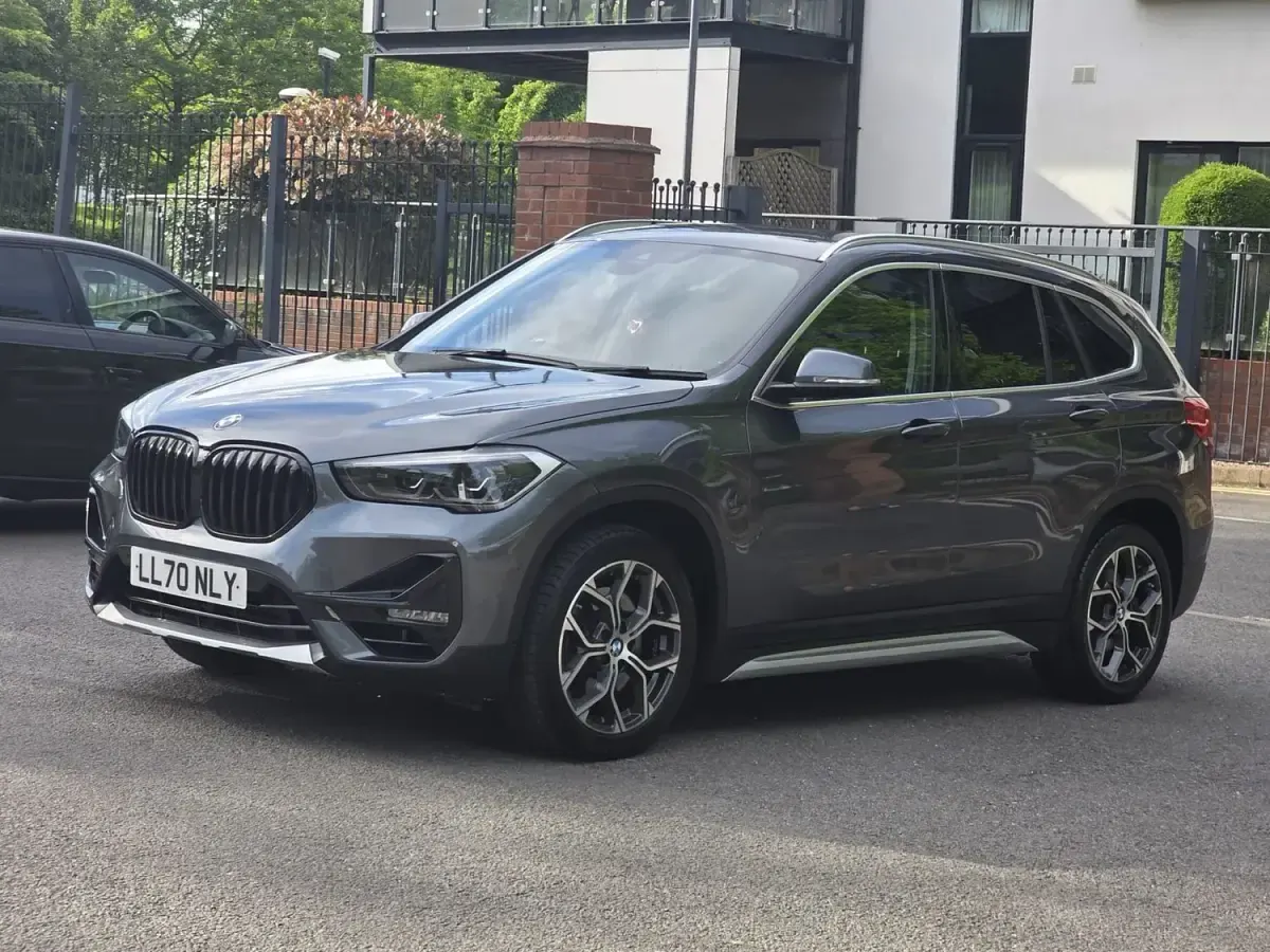Begagnad BMW X1 xLine 2020 Grå SUV