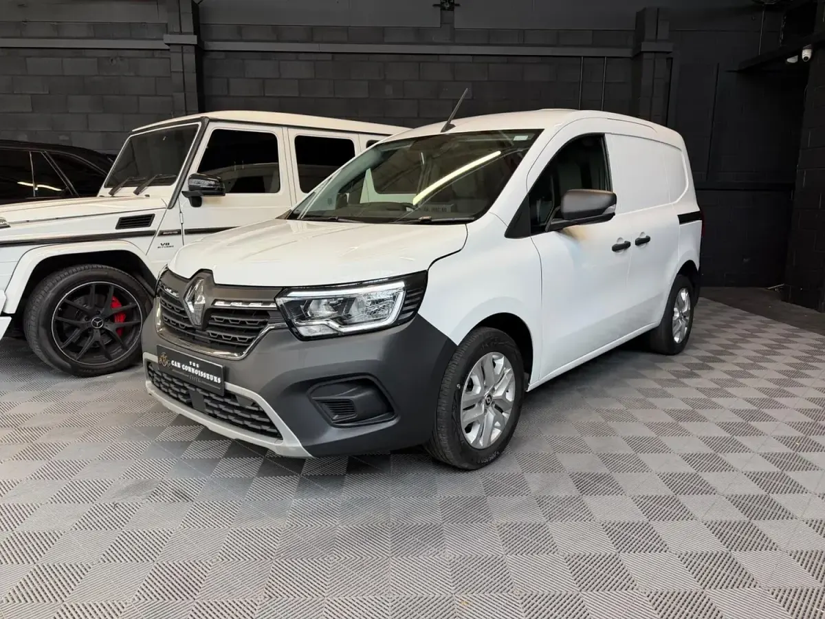 Used Renault Kangoo 2023 White MPV