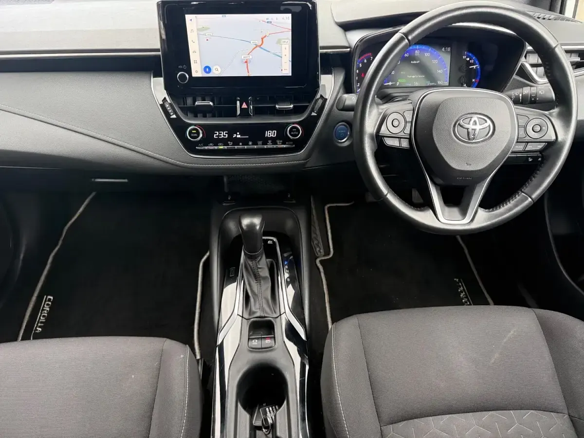 Used Toyota Corolla 2023 White Hatchback