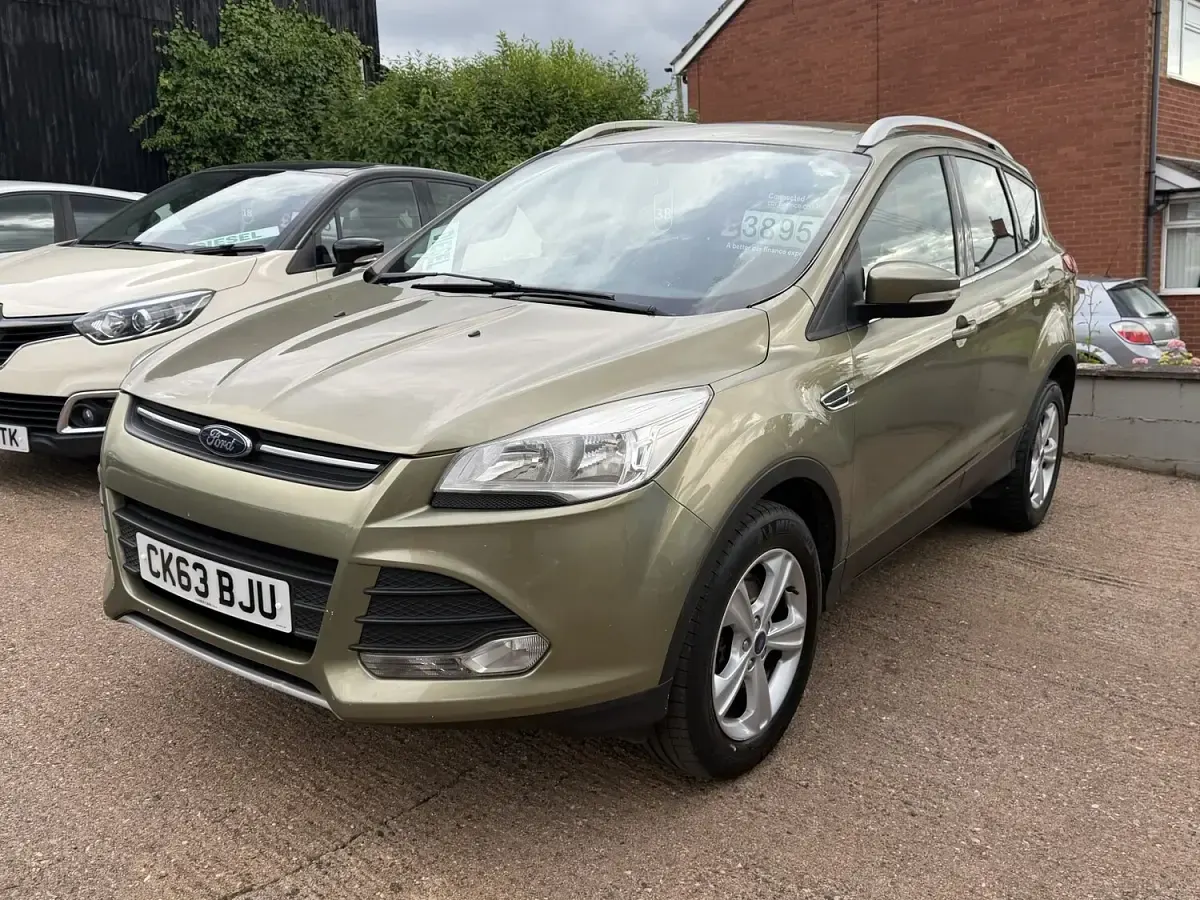 Used Ford Kuga Zetec 163 HP (119 kW) 2013 Green SUV