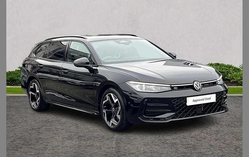 Black Used 2024 VW Passat R-line Estate | £31,296 - Image 1/4