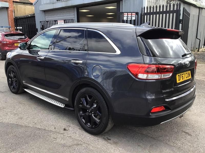 Used Kia Sorento 200 HP (147 kW) 2017 Grey SUV