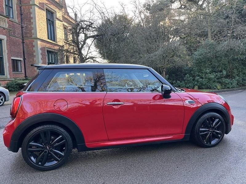 Used Mini Cooper Hatch 2018 Red Hatchback