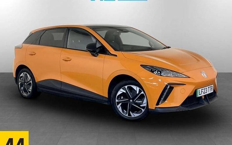 Used MG MG4 EV Trophy 150 kW (204 HP) 2025 Hatchback