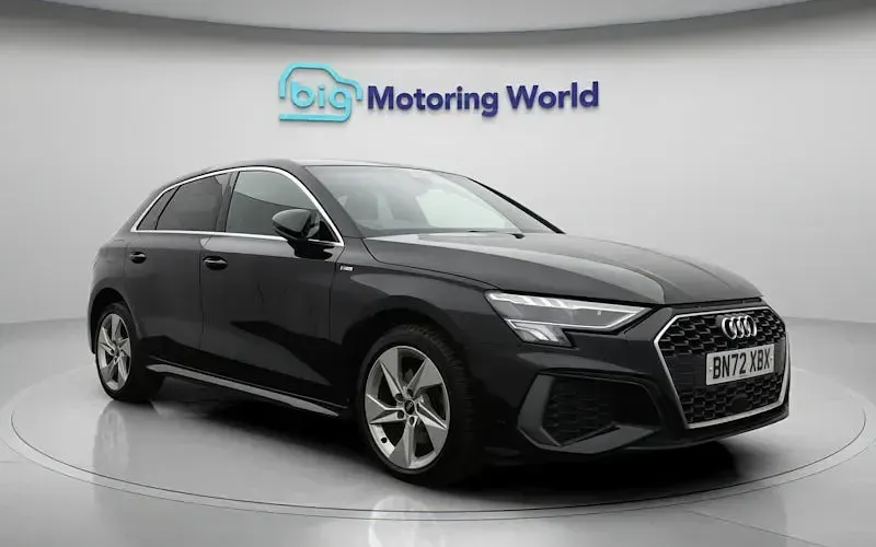 Used Audi A3 Sportback e-tron S-Line 204 HP (150 kW) 2025 Hatchback