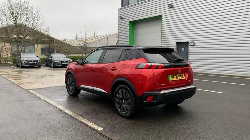Used Peugeot e-2008 Premium 98 kW (134 HP) 2021 Red SUV