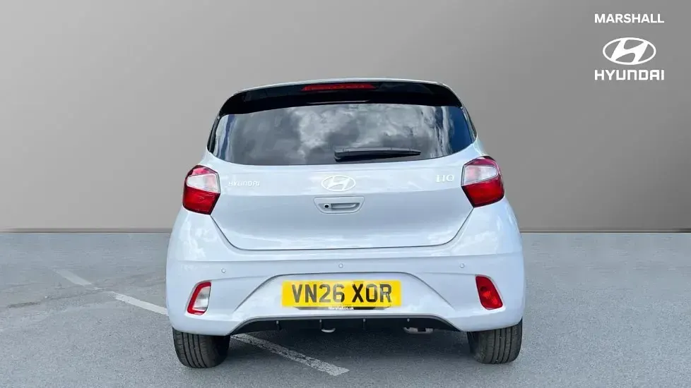 Neu Hyundai i10 Advanced Plus 63 PS (46 kW) 2026 Grau Kleinwagen