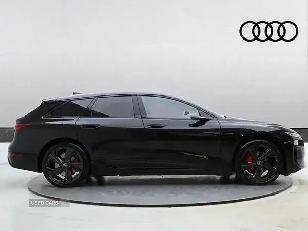 Begagnad Audi A6 e-tron Performance 269 kW (367 HK) 2025 Svart Kombi
