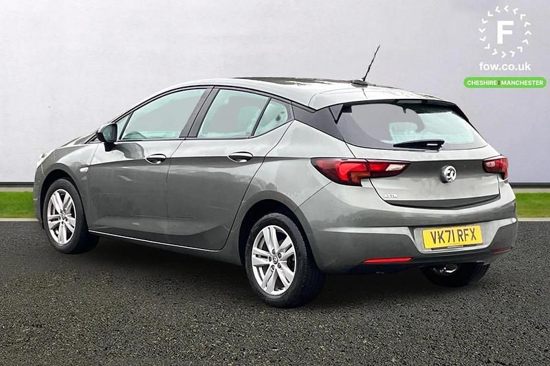 Used Vauxhall Astra Business Edition 110 HP (80 kW) 2021 Grey Hatchback