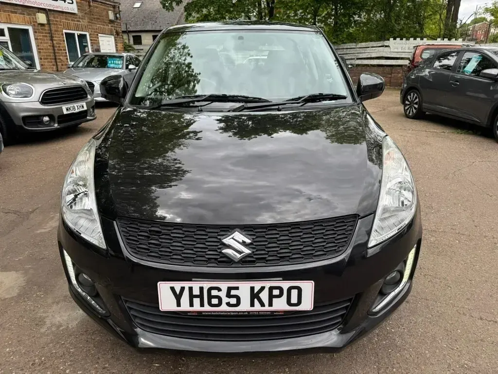 Used Suzuki Swift SZ3 94 HP (69 kW) 2015 Black Hatchback