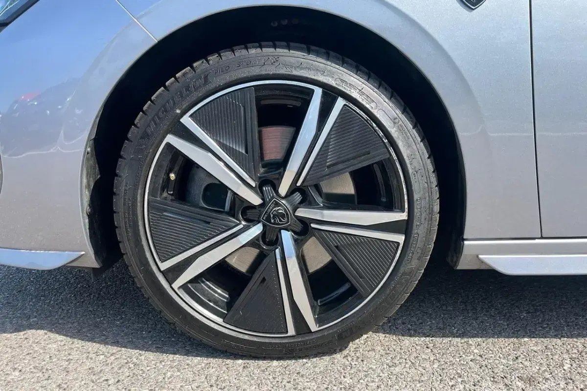 Used Peugeot 308 SW GT 178 HP (130 kW) 2025 Grey Estate