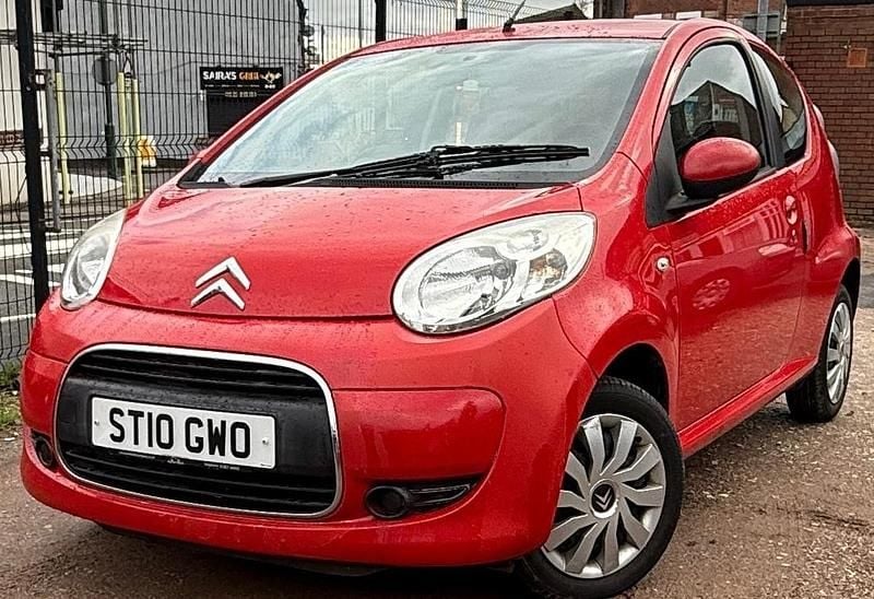 Red Used 2010 Citroën C1 VTR Sport Hatchback | £1,495 (Good price) - Image 1/4