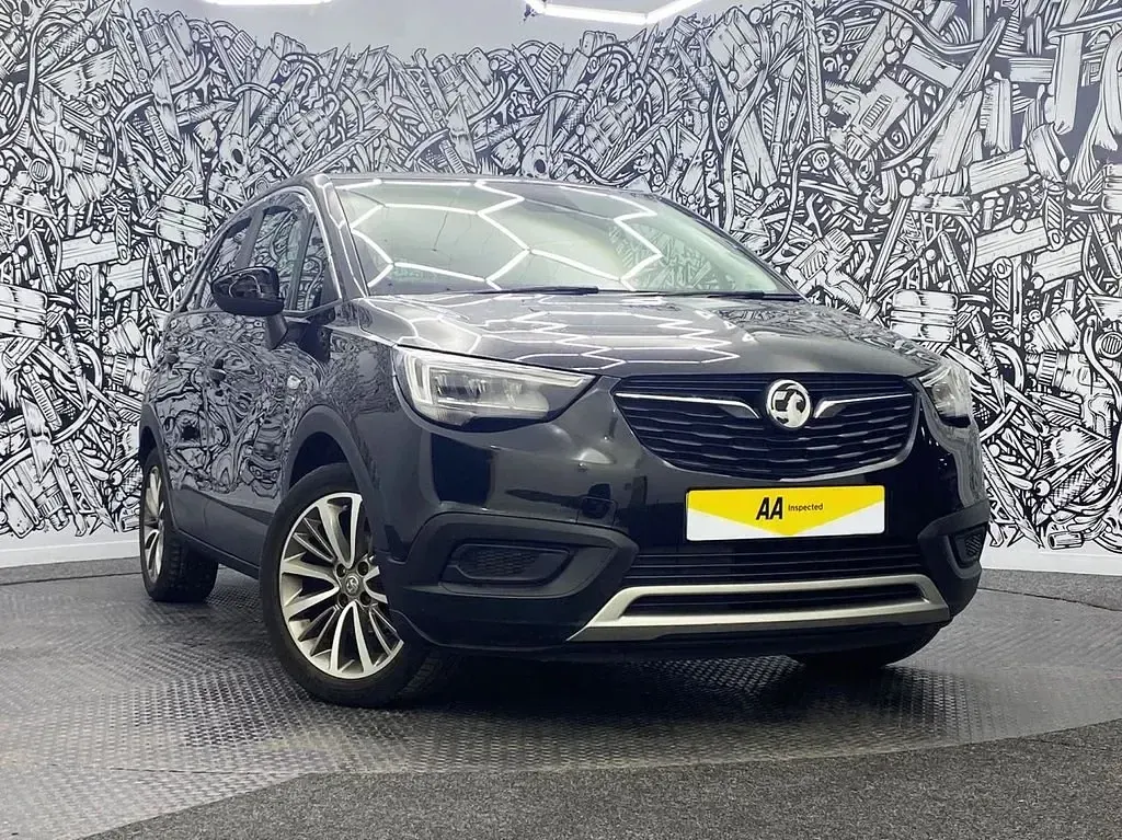 Second-hand Vauxhall Crossland X SRi 83 CP (61 kW) 2020 Negru SUV