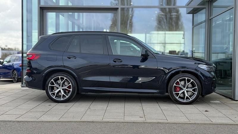 Used BMW X5 M Sport 335 HP (246 kW) 2022 Black SUV
