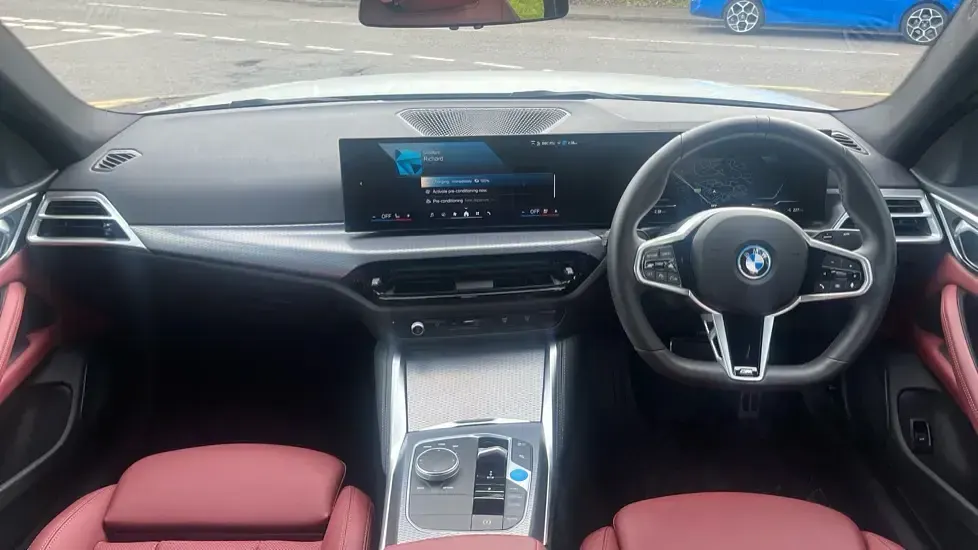Used BMW i4 M Sport 246 kW (335 HP) 2025 White Sedan