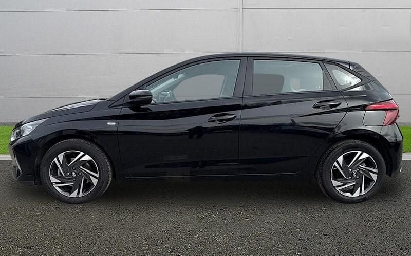 Used Hyundai i20 SE 101 HP (74 kW) 2022 Black Hatchback