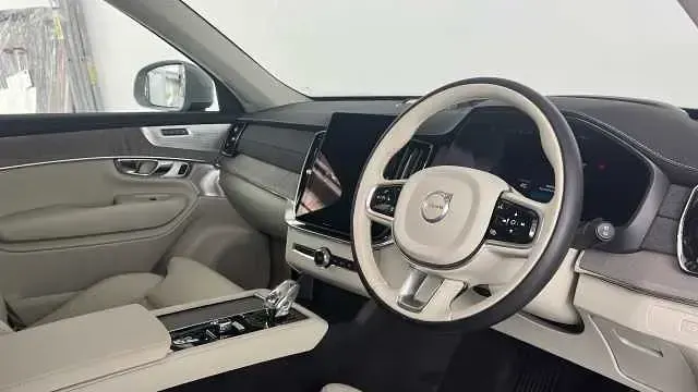 Used Volvo XC90 Ultra 455 HP (334 kW) 2025 Grey SUV