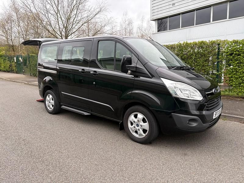 Used Ford Tourneo Titanium 130 HP (95 kW) 2017 Black MPV