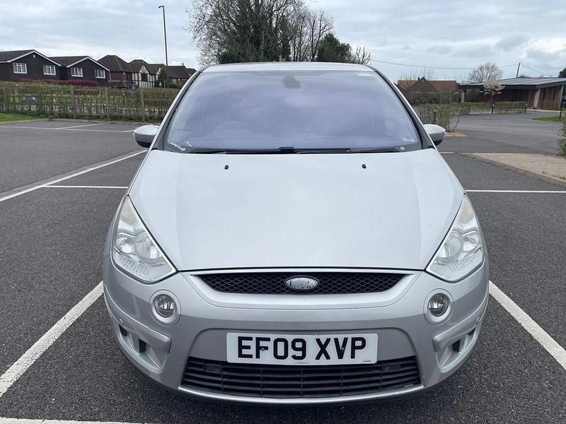 Used Ford S-MAX Titanium 2009 Silver MPV