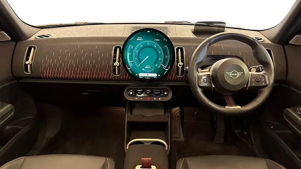 Used Mini Countryman 215 HP (158 kW) 2025 Grey SUV