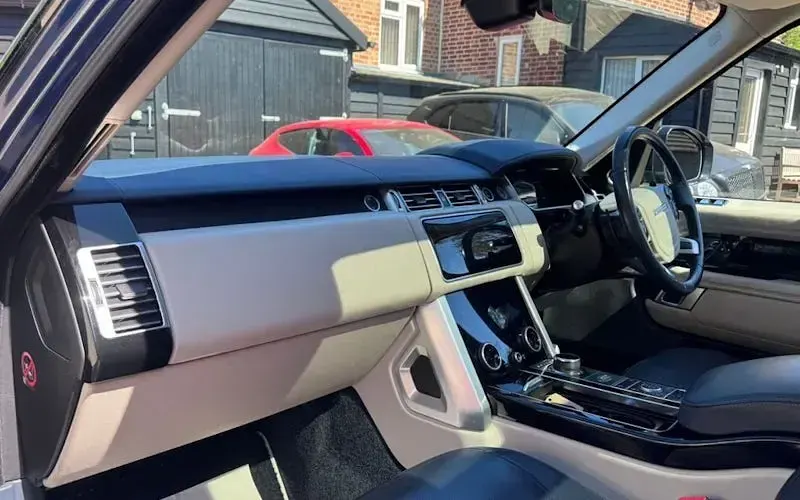 Used Land Rover Range Rover Vogue SE 404 HP (297 kW) 2018 Blue SUV