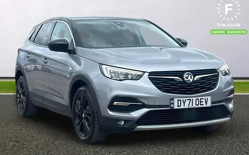 Used Vauxhall Grandland X SRi 131 HP (96 kW) 2021 SUV