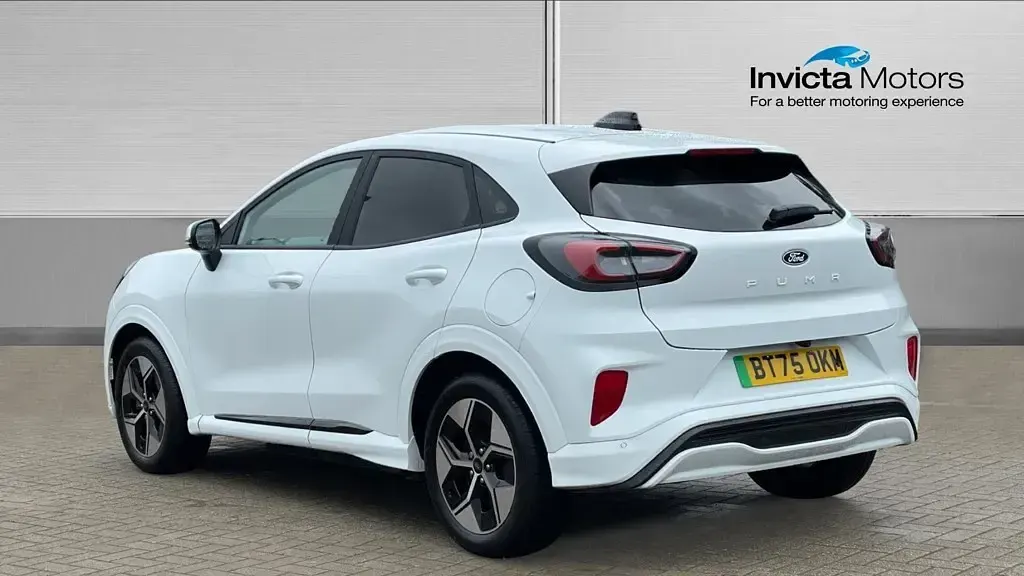Used Ford Puma Select 122 kW (167 HP) 2025 White SUV