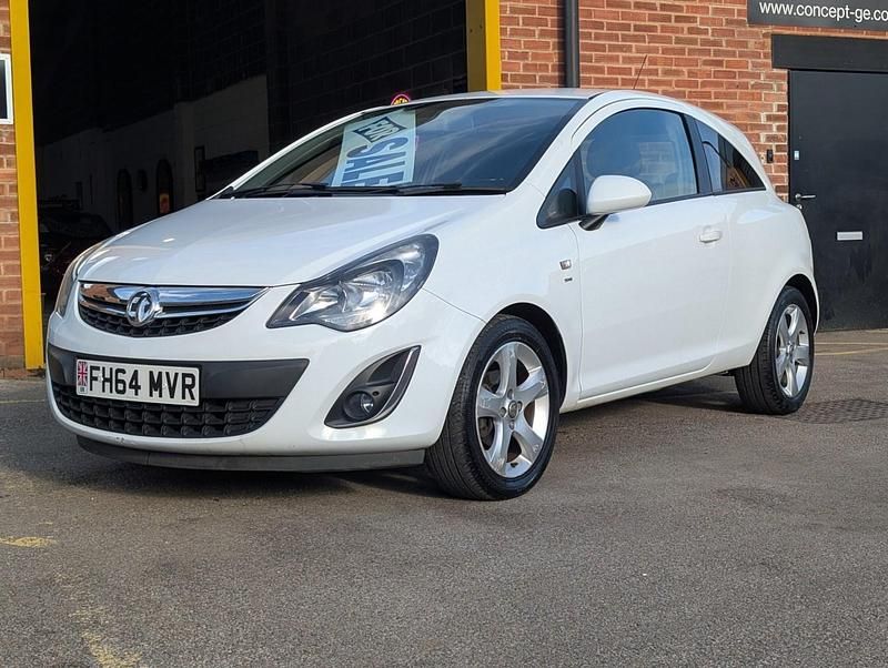 Used Vauxhall Corsa 2015 White Hatchback
