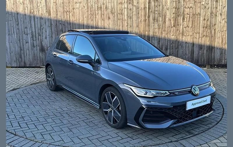 Used VW Golf VIII R-line 147 HP (108 kW) 2025 Grey Hatchback