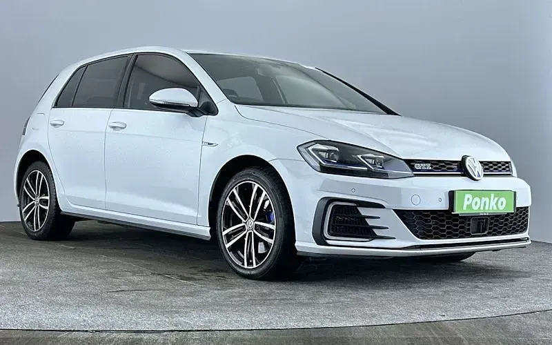 Used VW Golf VII GTE 204 HP (150 kW) 2018 Hatchback