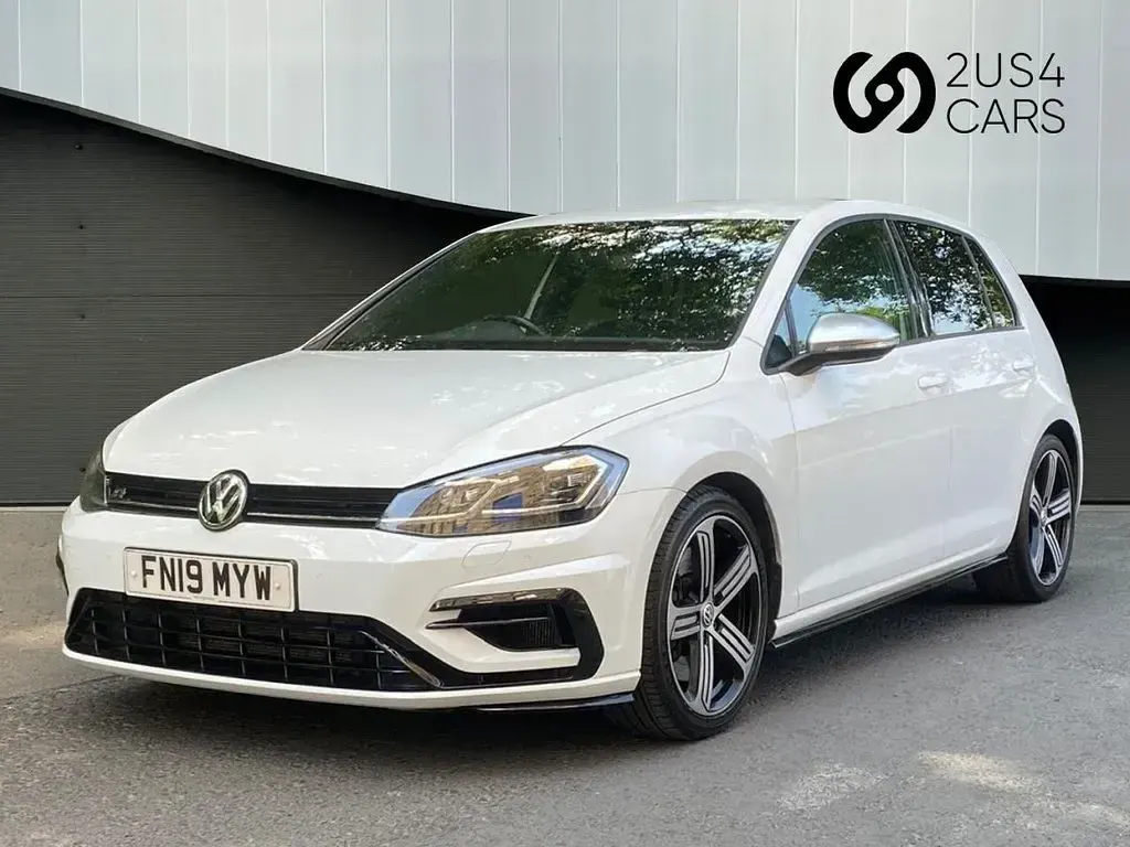 Used VW Golf VII R 300 HP (220 kW) 2019 White Hatchback
