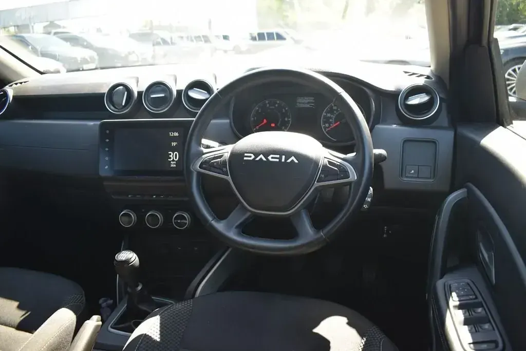 Second-hand Dacia Duster Journey 90 CP (66 kW) 2024 Gri SUV