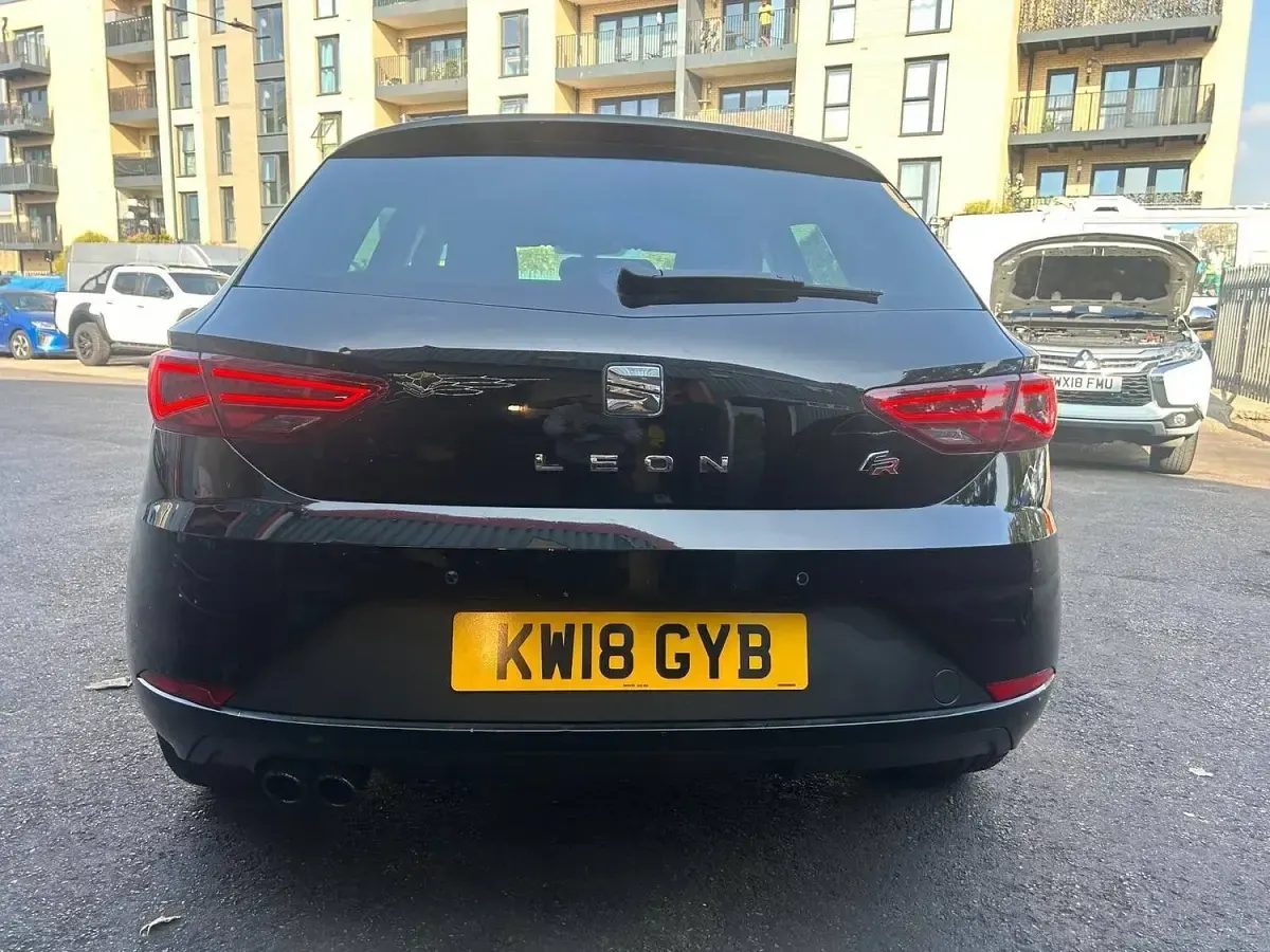 Used Seat Leon FR 150 HP (110 kW) 2018 Black Hatchback