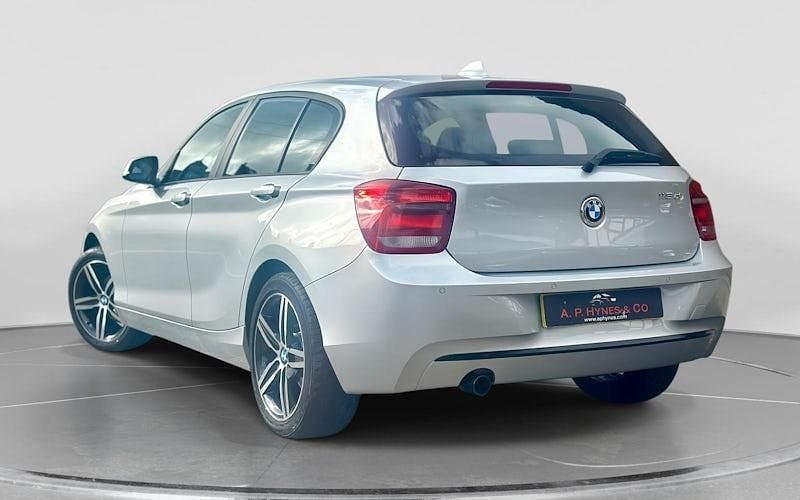 Used BMW 116 Sport Line 116 HP (85 kW) 2014 Silver Hatchback