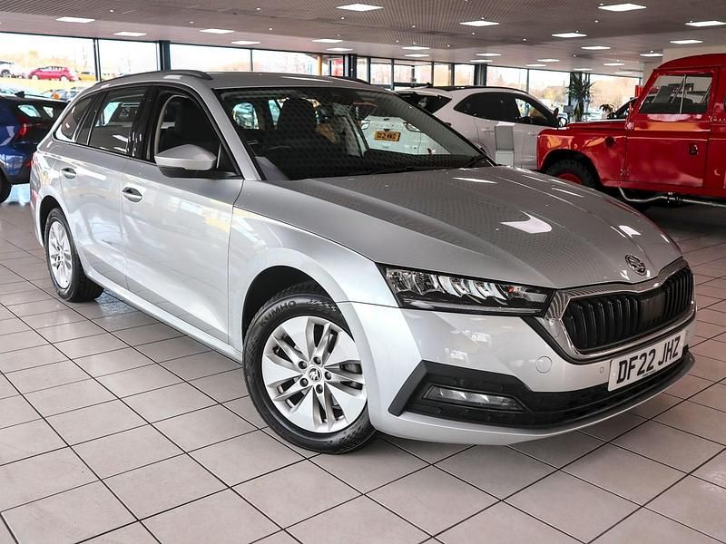 Used Skoda Octavia SE Technology 110 HP (80 kW) 2022 Silver Estate