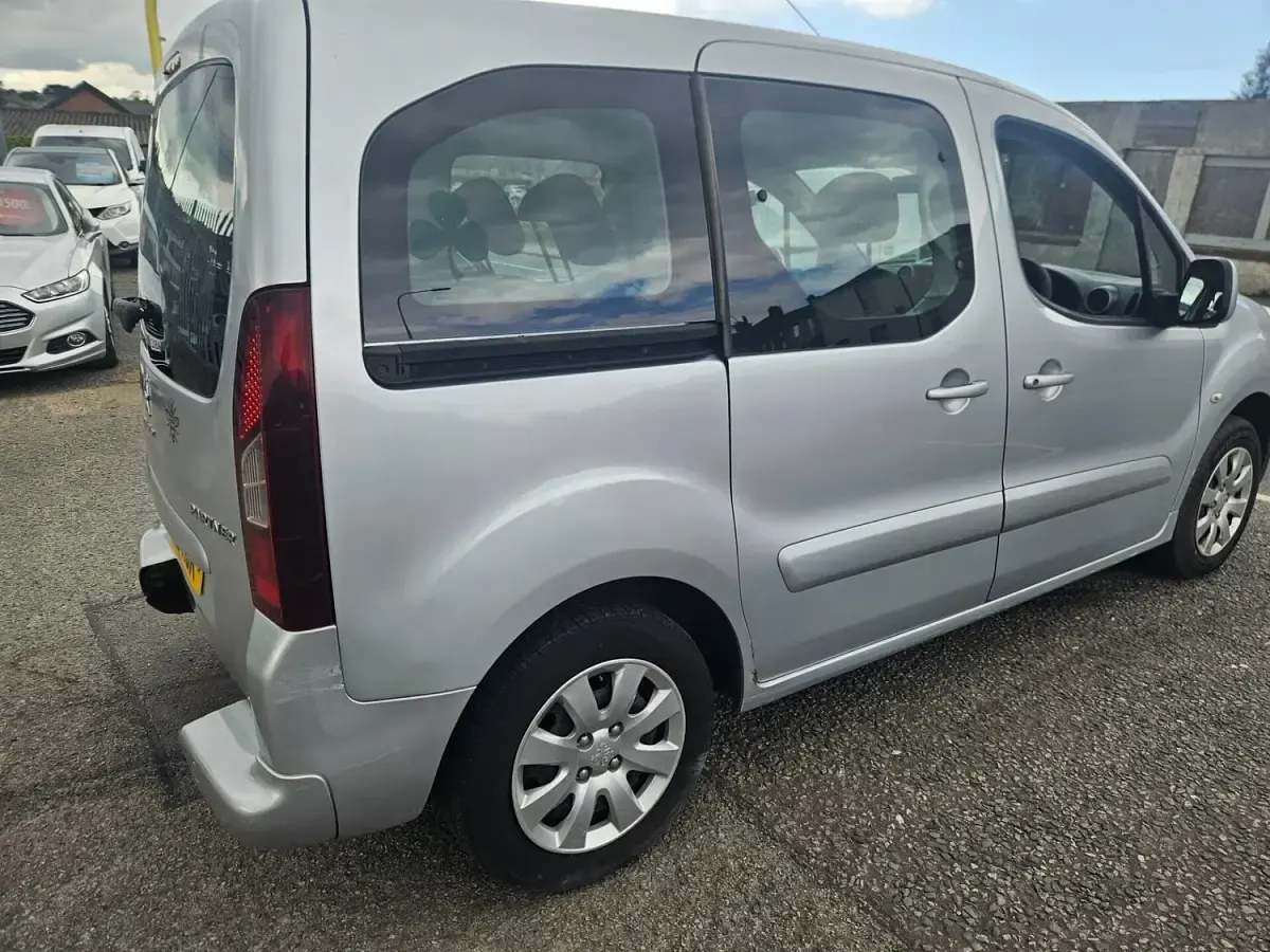 Used Peugeot Partner Tepee S 2012 Silver MPV