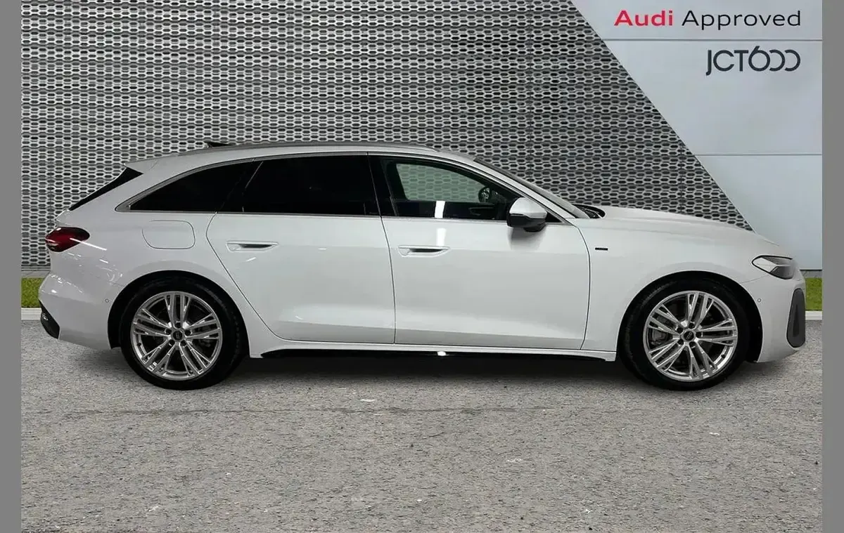 New Audi A5 S-Line 295 HP (216 kW) 2025 White Estate